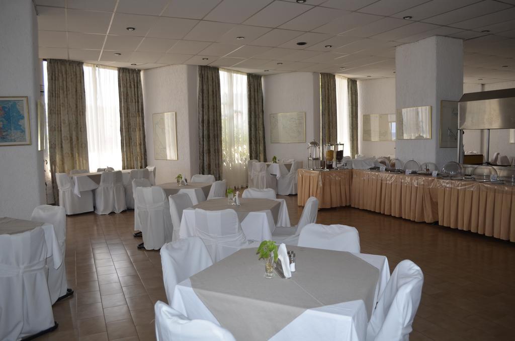 Lymiatis Beach Hotel 卡尔帕索斯 外观 照片