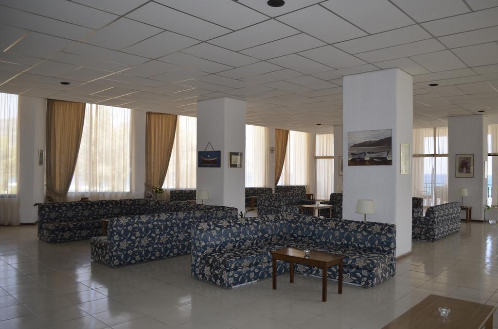 Lymiatis Beach Hotel 卡尔帕索斯 外观 照片
