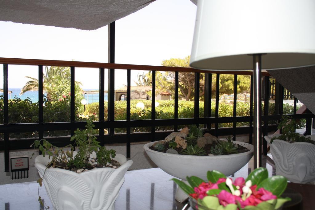 Lymiatis Beach Hotel 卡尔帕索斯 外观 照片